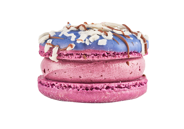 an açai macaron